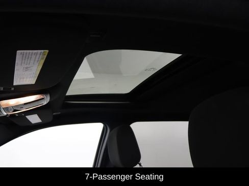 Used 2024 Dodge Durango SXT w/ SXT Blacktop Group AWD/4WD image 27