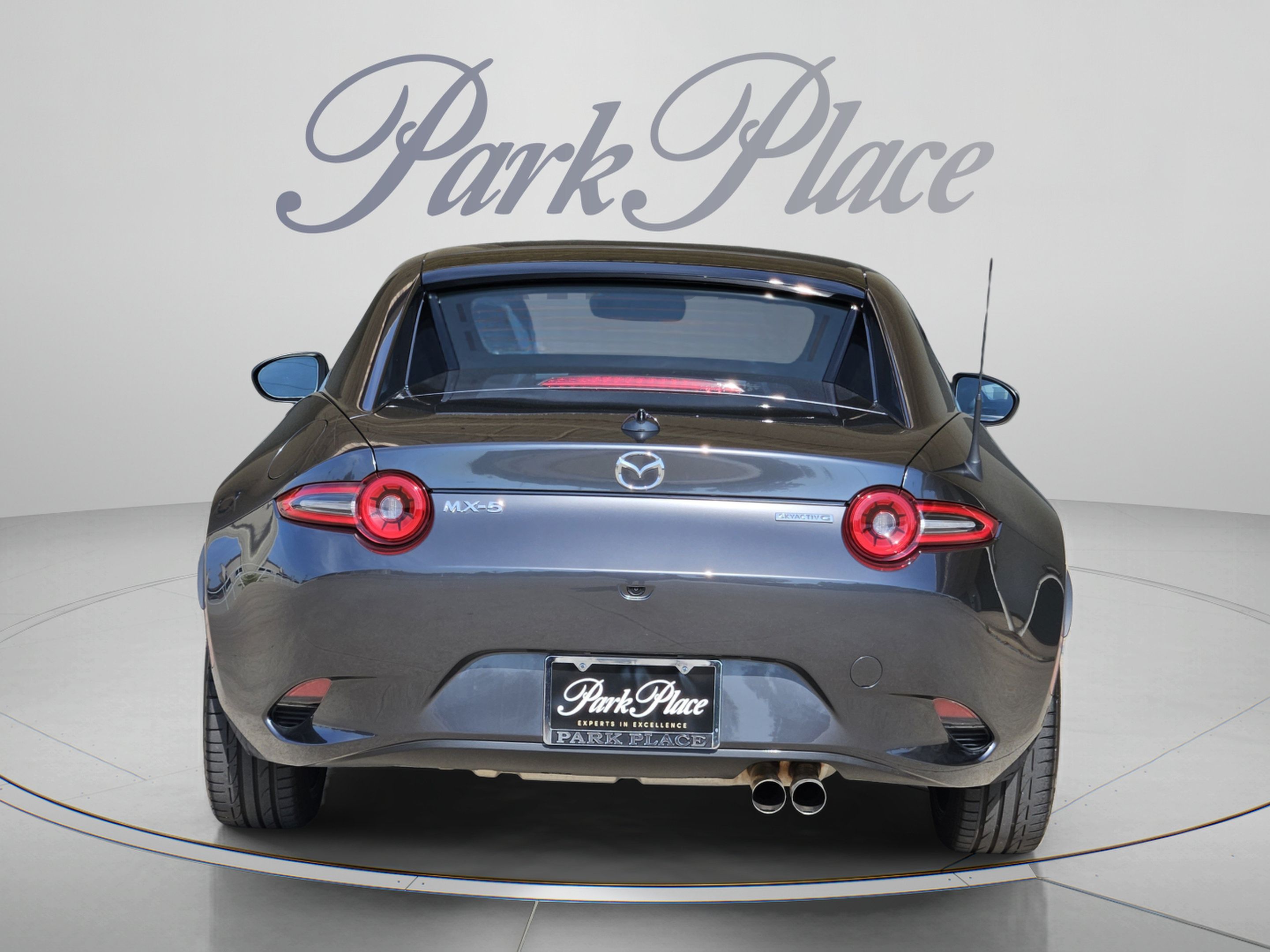 Used 2024 MAZDA MX-5 Miata RF Grand Touring RWD image 4