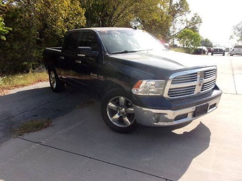 Used 2016 RAM 1500 Lone Star RWD image 2