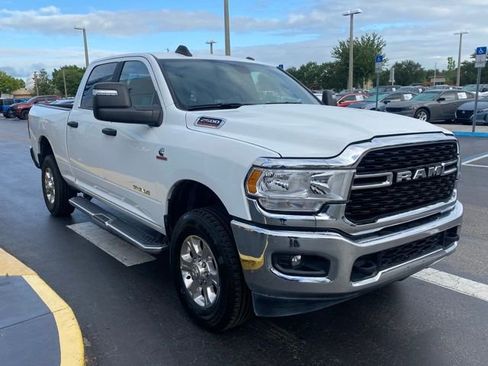 Used 2024 RAM 2500 Big Horn AWD/4WD image 2