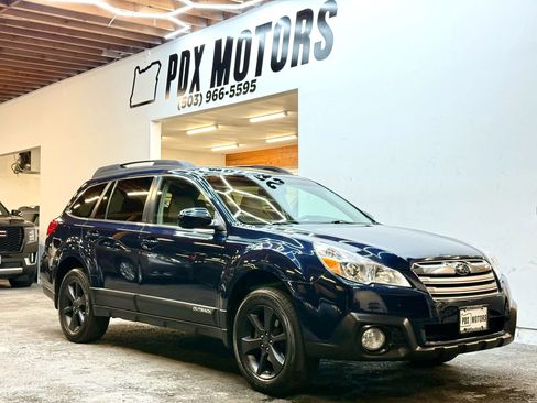 Used 2013 Subaru Outback 2.5i Limited image 1