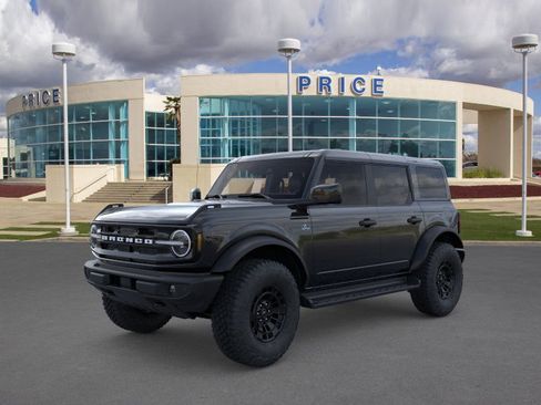 New 2026 Ford Bronco Outer Banks w/ Sasquatch Package image 1