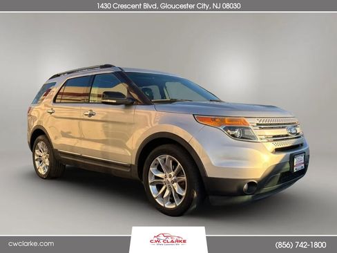 Used 2012 Ford Explorer XLT AWD/4WD image 3
