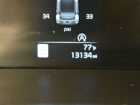 Used 2023 Kia Soul EX image 29