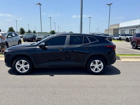 Used 2024 Chevrolet Trax LS FWD image 6