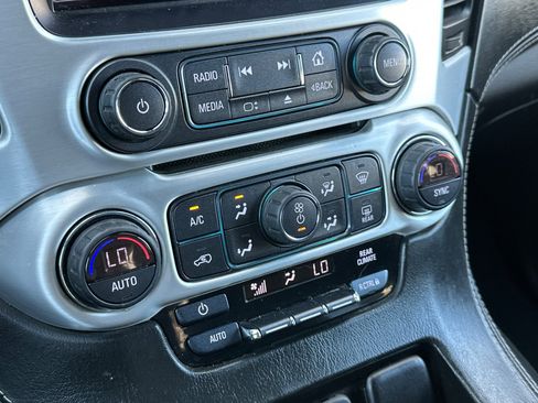 Used 2018 GMC Yukon XL SLE w/ SLE Value Package AWD/4WD image 32