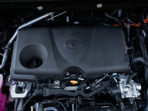 New 2025 Toyota RAV4 XLE w/ Convenience Package image 41