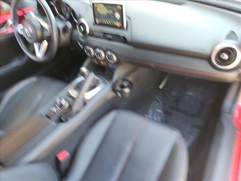 Used 2016 MAZDA MX-5 Miata Grand Touring RWD image 24
