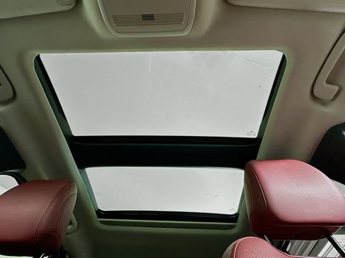 Used 2025 MAZDA CX-50 AWD 2.5 Hybrid w/ Premium Pkg image 24