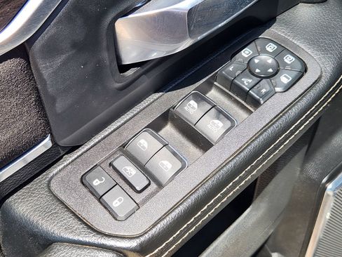 Used 2026 RAM 2500 Laramie w/ Night Edition AWD/4WD image 34