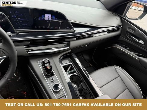 Used 2024 Cadillac Escalade ESV Sport image 27