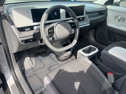 Used 2024 Hyundai Ioniq 5 SE RWD image 29