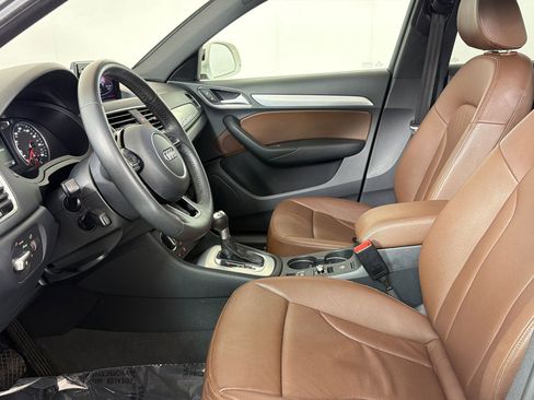 Used 2018 Audi Q3 2.0T Premium Plus image 5