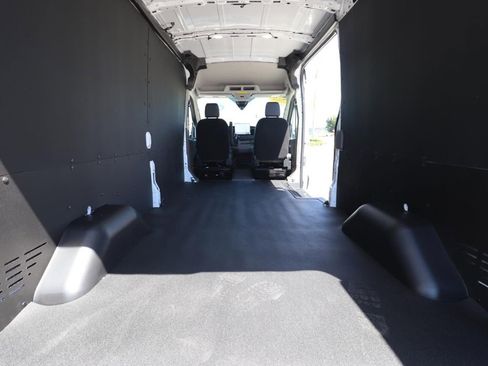 New 2026 Ford Transit 250 148 Medium Roof RWD image 12