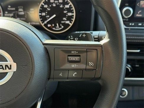 Used 2021 Nissan Rogue S image 20