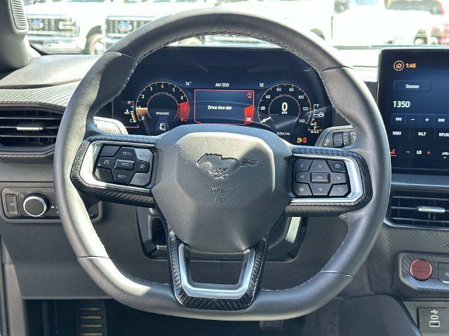 Used 2024 Ford Mustang Coupe RWD image 25