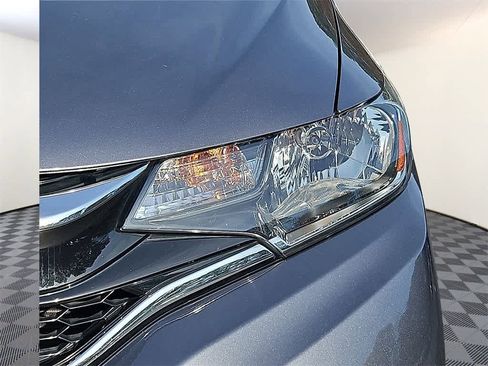 Used 2020 Honda Fit LX image 8