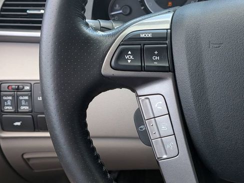Used 2014 Honda Odyssey EX-L image 22
