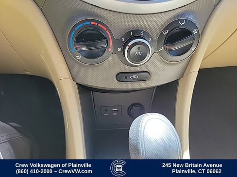 Used 2014 Hyundai Accent GLS FWD image 7