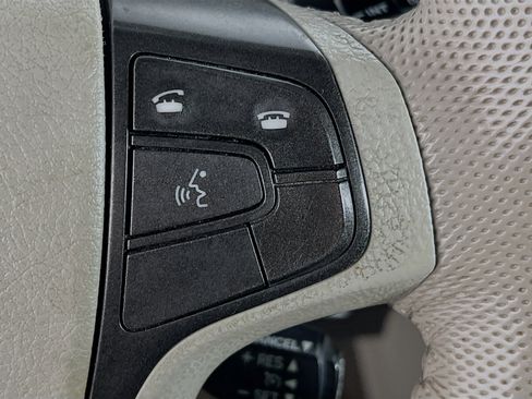 Used 2014 Toyota Sienna XLE image 14