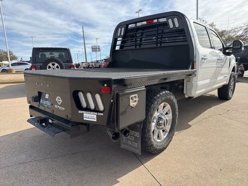 Used 2021 Ford F250 Platinum w/ FX4 Off-Road Package image 6