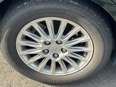 Used 2011 Toyota Camry LE image 14