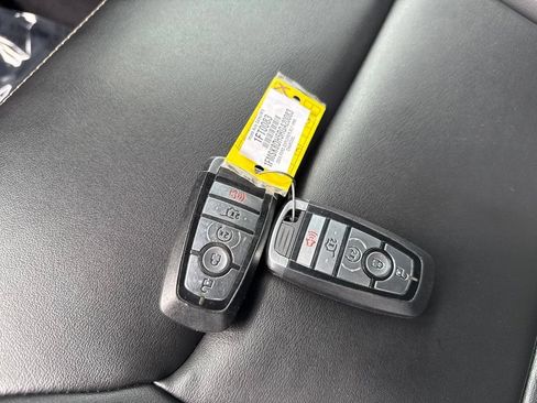 Used 2024 Ford Explorer XLT w/ Equipment Group 202A AWD/4WD image 27
