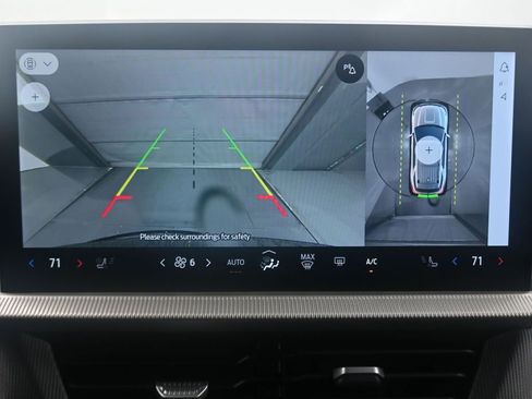 Used 2025 Ford Explorer ST-Line w/ ST-Line Street Pack image 22