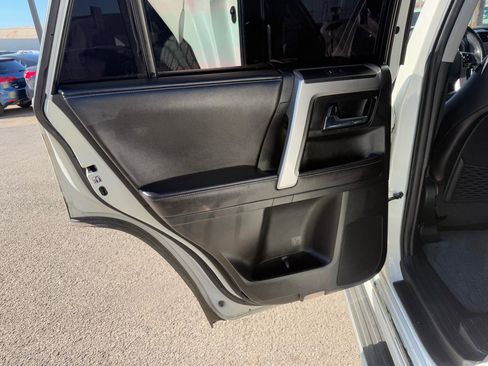 Used 2016 Toyota 4Runner Limited AWD/4WD image 15