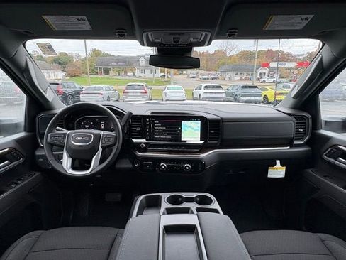 New 2026 GMC Sierra 2500 SLE w/ SLE Value Package; image 22