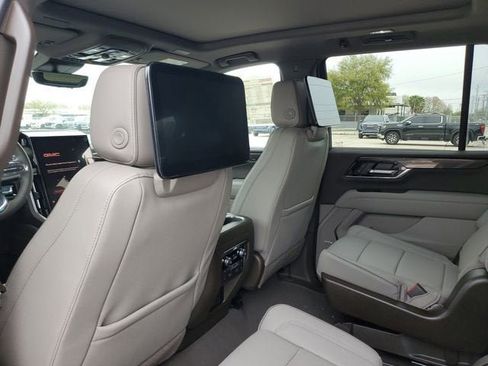 New 2026 GMC Yukon Elevation w/ Elevation Premium Package image 10