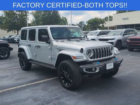 Certified 2024 Jeep Wrangler Unlimited Sahara w/ Dual Top Group AWD/4WD image 7