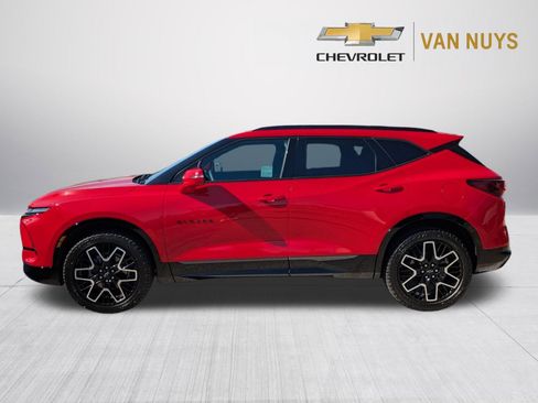 Used 2024 Chevrolet Blazer RS w/ Driver Confidence II Package FWD image 8