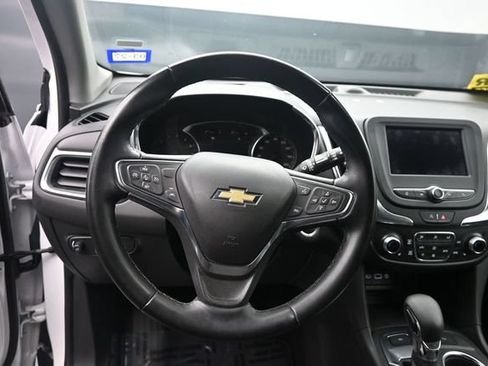Used 2024 Chevrolet Equinox LT AWD/4WD image 19