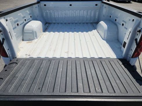 Used 2021 Chevrolet Silverado 1500 LT image 28