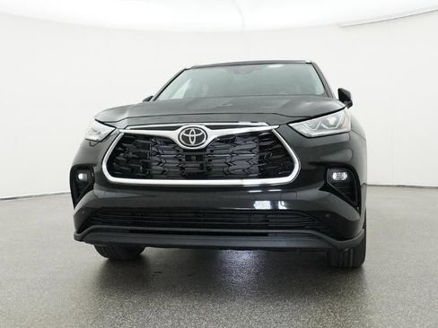 New 2026 Toyota Highlander Limited AWD/4WD image 31