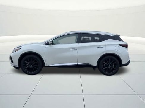 Used 2023 Nissan Murano SL image 2