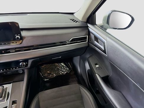 Used 2024 Mitsubishi Outlander SE image 22