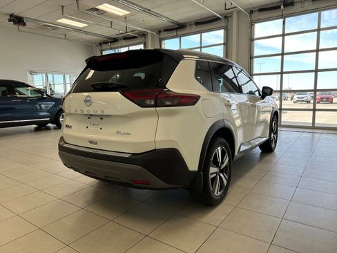 Used 2021 Nissan Rogue SL image 6