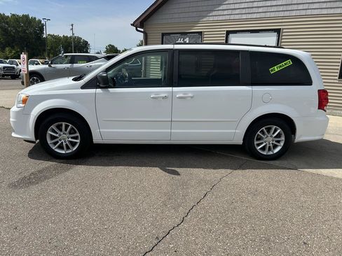 Used 2014 Dodge Grand Caravan SXT w/ Quick Order Package 29G SXT FWD image 8