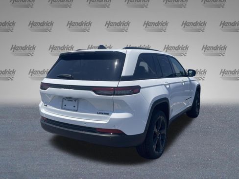 Used 2023 Jeep Grand Cherokee Limited w/ Luxury Tech Group II AWD/4WD image 9