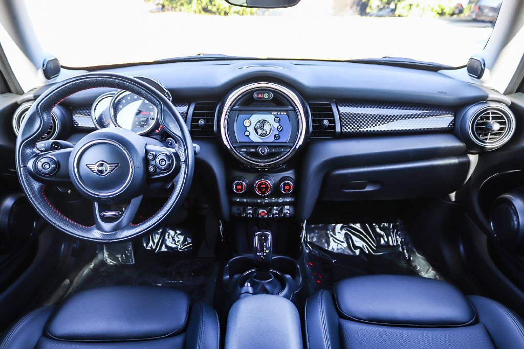 Used 2020 MINI Cooper S FWD image 16