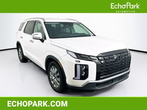 Used 2023 Hyundai Palisade SEL FWD image 1