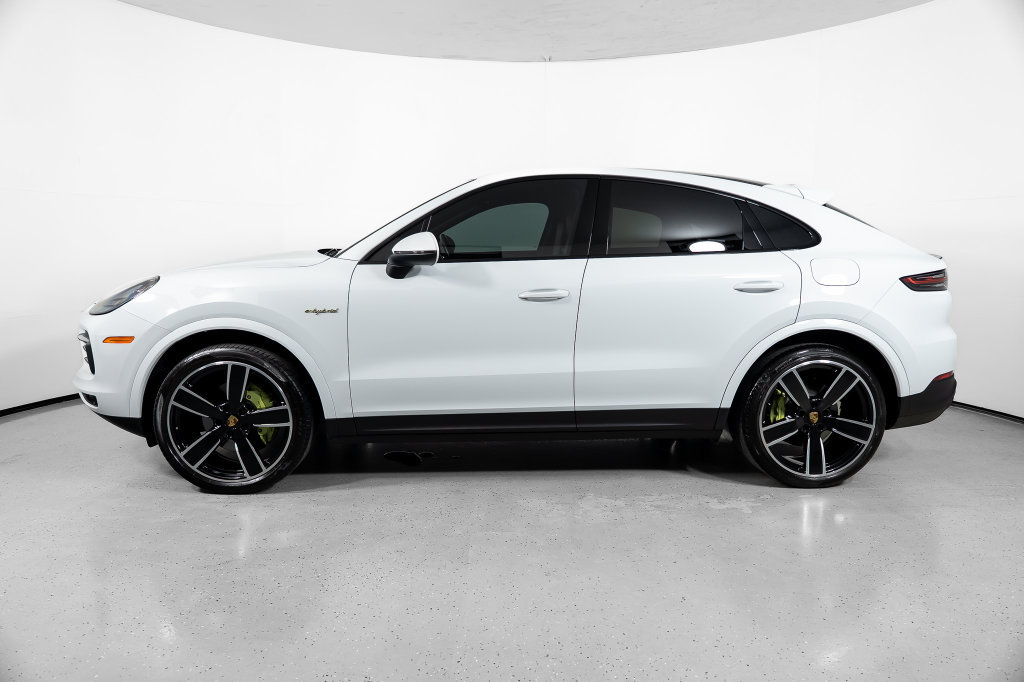 Used 2023 Porsche Cayenne Coupe AWD/4WD image 13