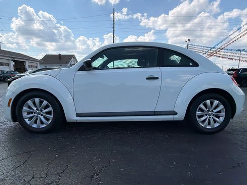 Used 2015 Volkswagen Beetle 1.8T FWD image 4