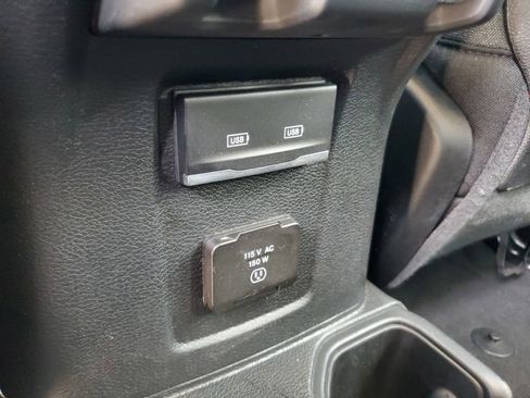 Used 2024 Jeep Wrangler Unlimited Rubicon AWD/4WD image 26