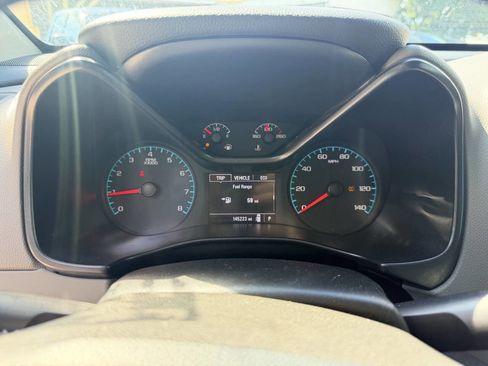 Used 2019 Chevrolet Colorado W/T RWD image 14