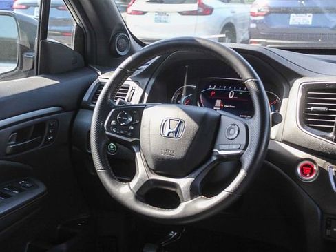 Used 2022 Honda Pilot TrailSport image 22