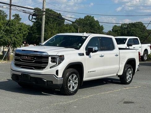 Used 2024 GMC Sierra 1500 SLT w/ SLT Premium Package AWD/4WD image 2