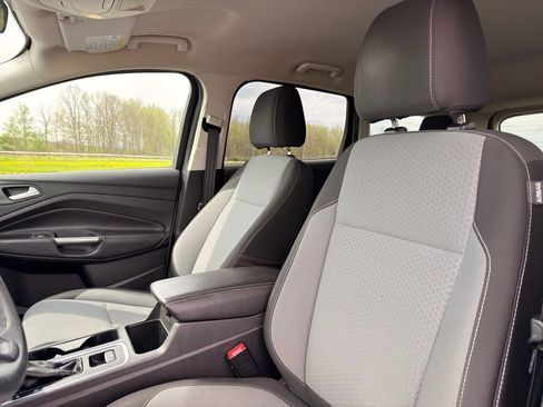 Used 2017 Ford Escape SE AWD/4WD image 21